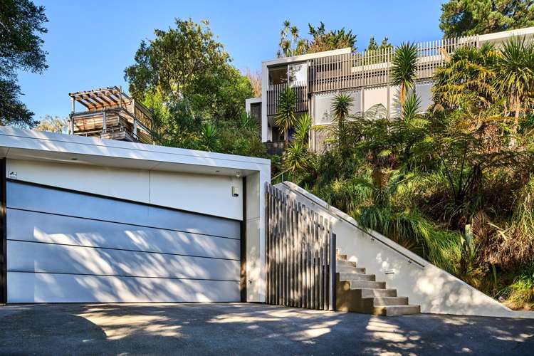 4 Francis Bell Grove Lowry Bay_28