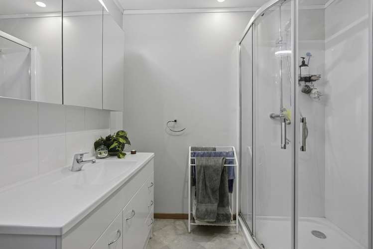 16 Bush Point Road Taipa_20