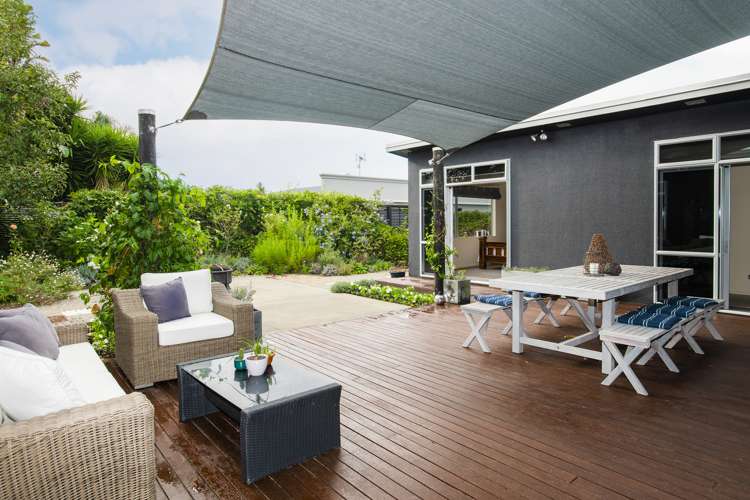 3 Joanne Street Lytton West_12