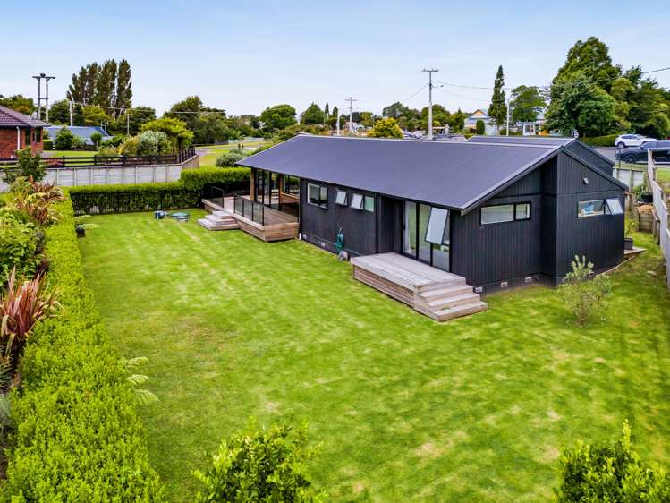 14 Takiroa Street Urenui_20