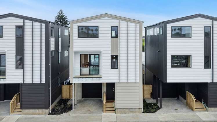 8/27 Brady Road Otahuhu_1