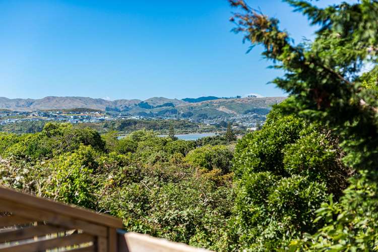 57A Whanga Crescent Titahi Bay_3