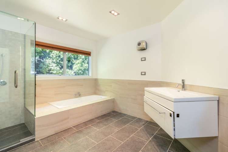 9 Hyllton Heights Lyttelton_12