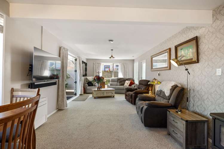 2/14 Apollo Place Papanui_3