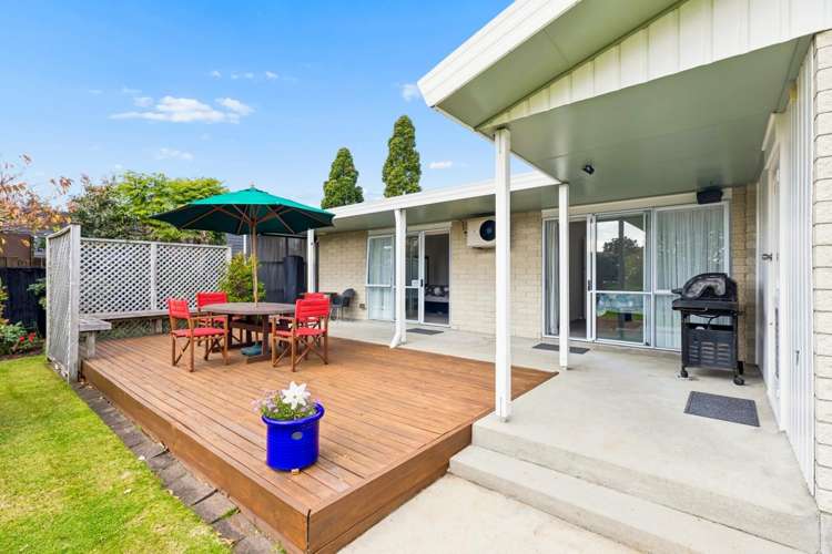 5 Parkvale Road Otumoetai_2