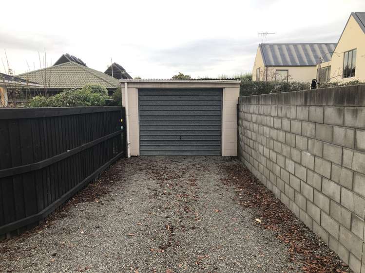 82 Aikmans Road Merivale_18