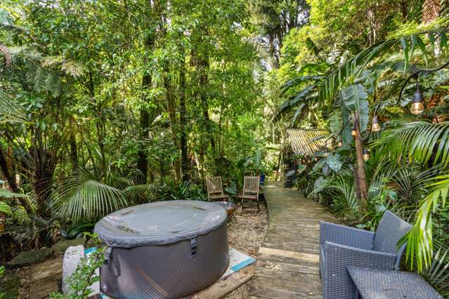 828 West Coast Road Oratia_2