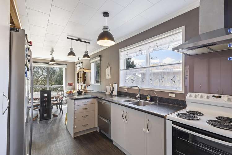 27 Glamis Avenue Bell Block_13