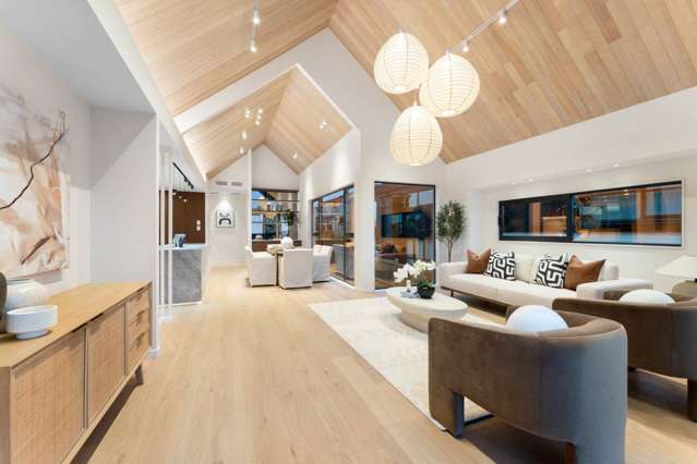 A Coastal Masterpiece: Luxury Living - Sea Views