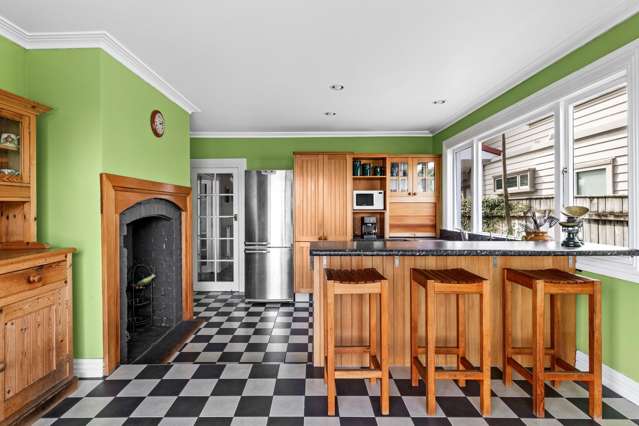 8 Lighthouse Road Bluff Hill_2