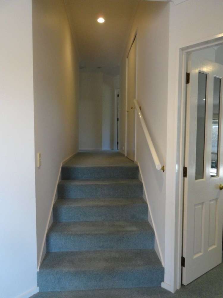 16 Orpington Place Stoke_11