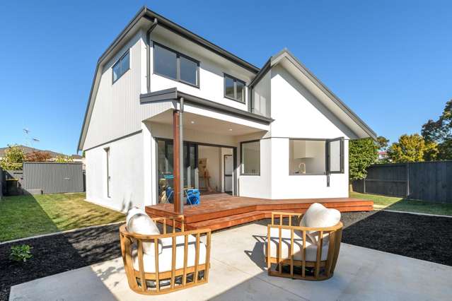 Fully renovated near water
