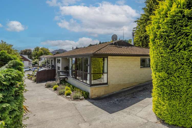 2/32 Brownston Street Wanaka_2