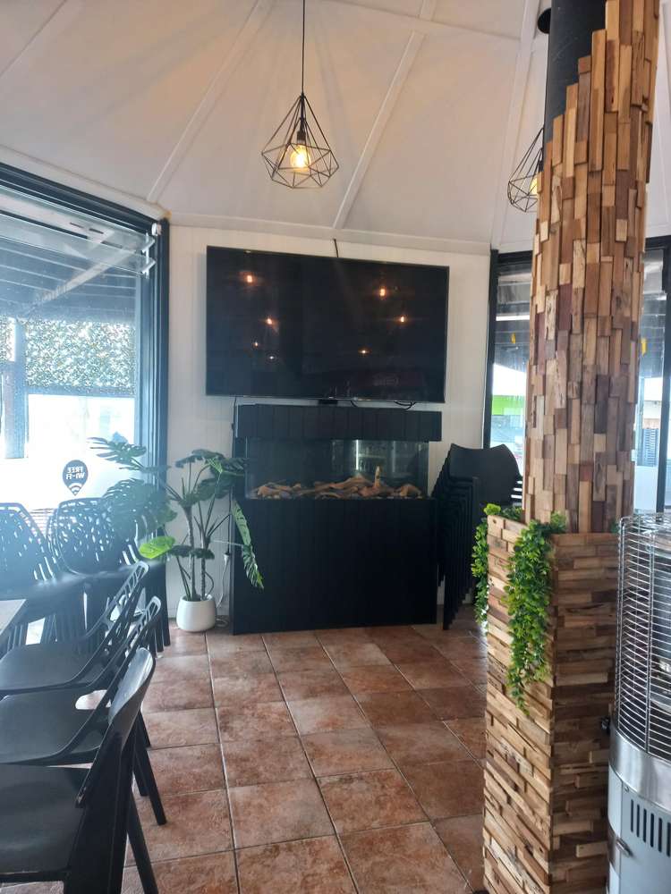 B/4343-49 Great North Road Glendene_8