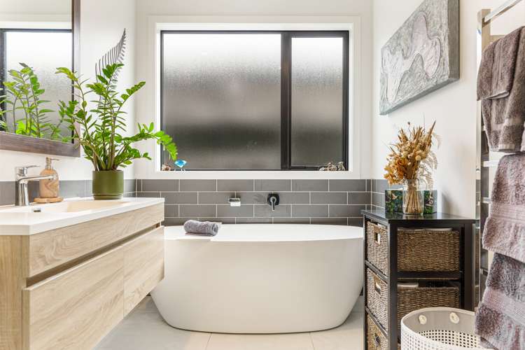 61 Siren Street Wainui_17