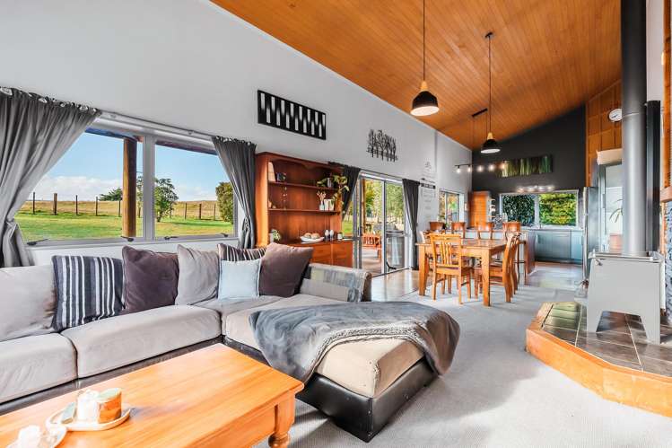216 Kawakawa Road Kinloch_7