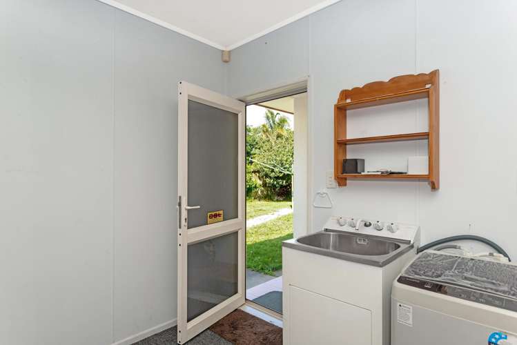 68 Potae Avenue Lytton West_17