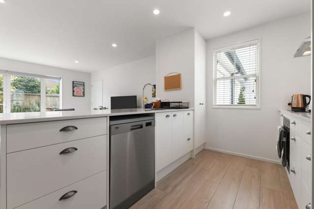 2/24 Devon Street Sydenham_4