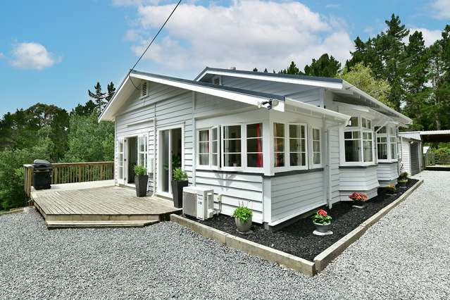 687 Inland Road Helensville_1