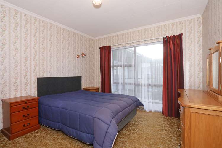 2 Walker Crescent Bulls_6