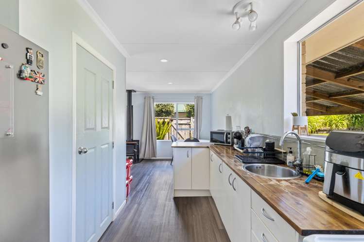 2 Te Ngaere Place Merrilands_10