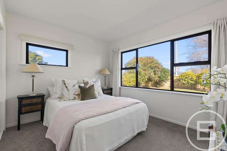 902 Avonside Drive Avondale_12