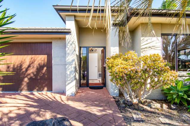 36 Oriental Parade Papamoa_1