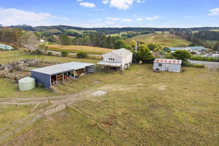 206 Ireland Road Waitoki_9