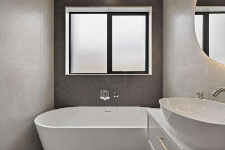 6 Tuwai Crescent Opaheke_20