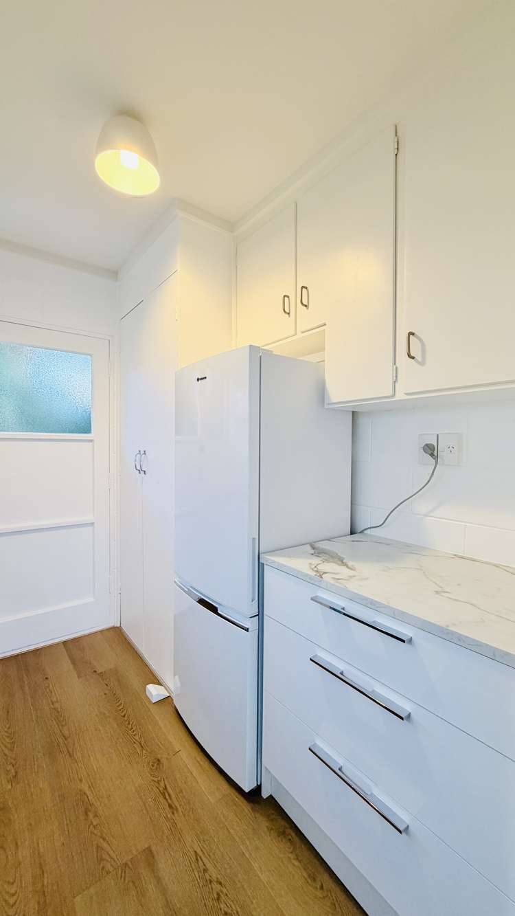 8/35 Saint Lukes Road Mount Albert_5