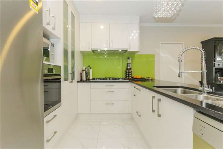 9 Veneta Close Flat Bush_4