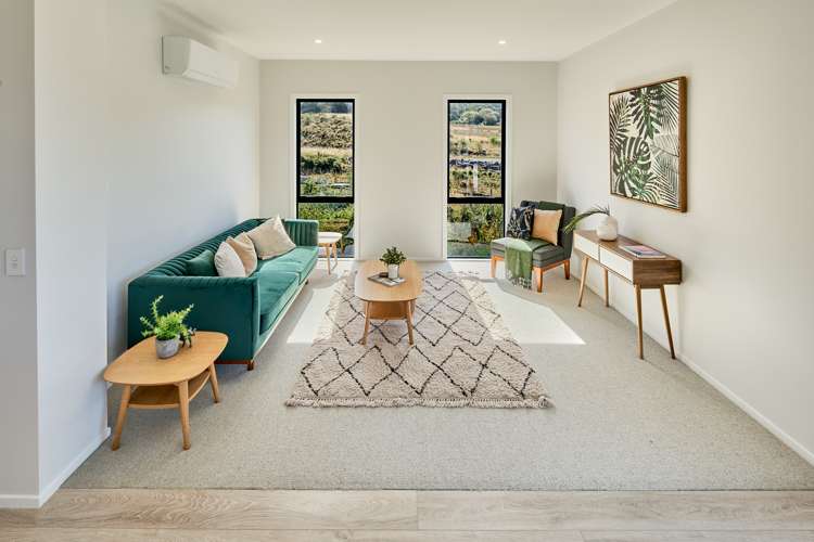 38 Hokioi Drive Porirua_8