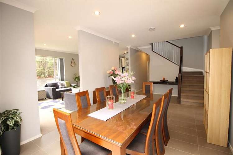 11 Stamford Crescent Flat Bush_5