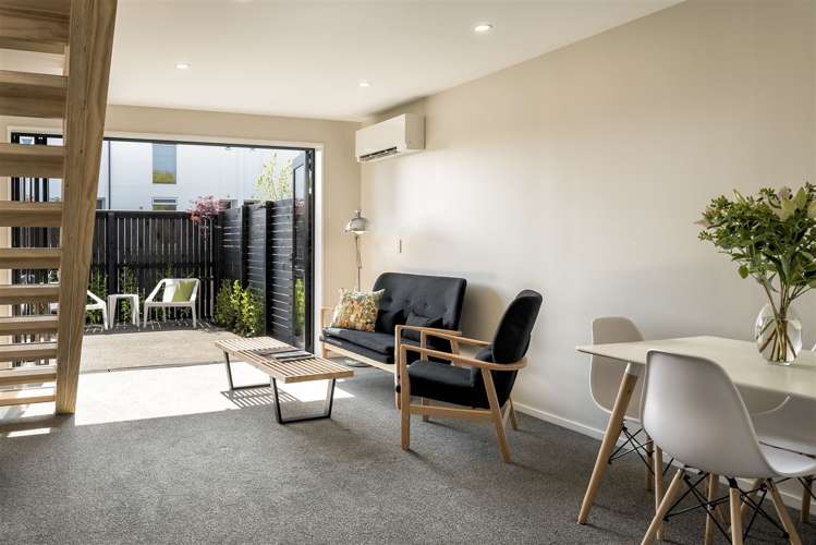 8/15 Cheltenham Street Merivale_5