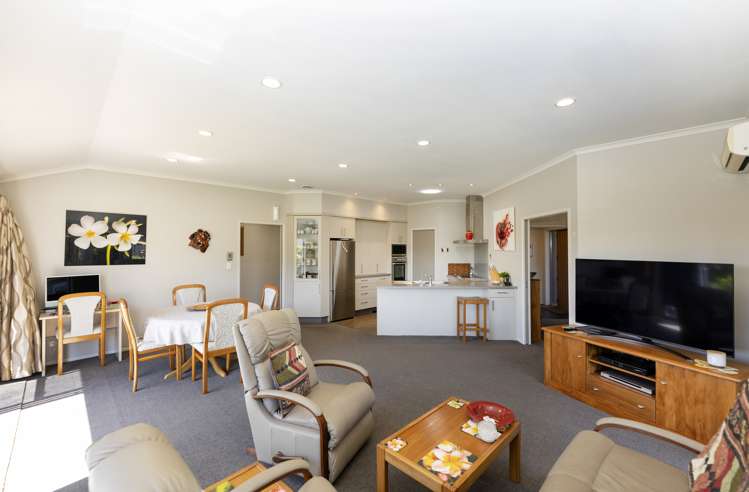 2 Oakwood Drive Highlands Park_7