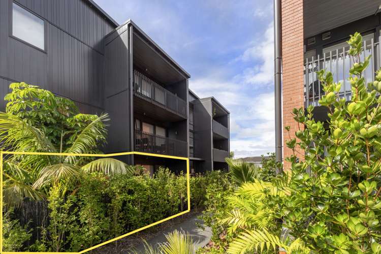 01/340g Onehunga Mall Onehunga_1