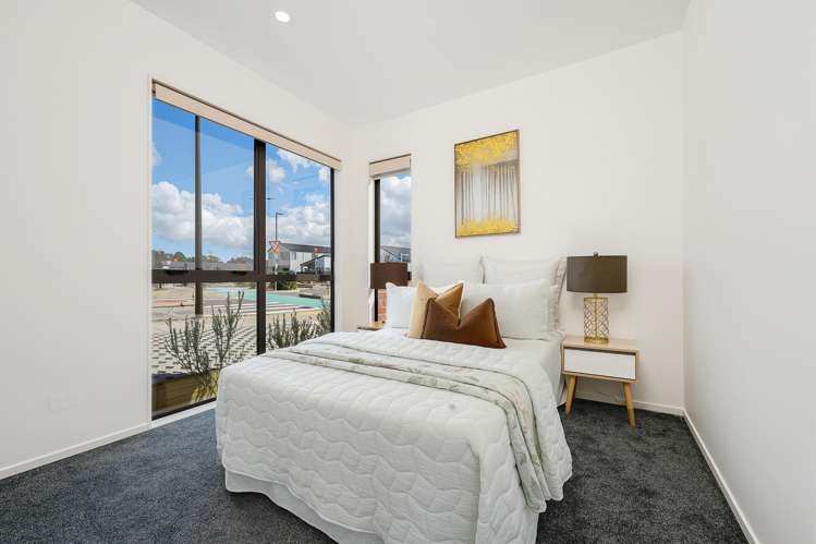 7 Taiororua Avenue Massey_13