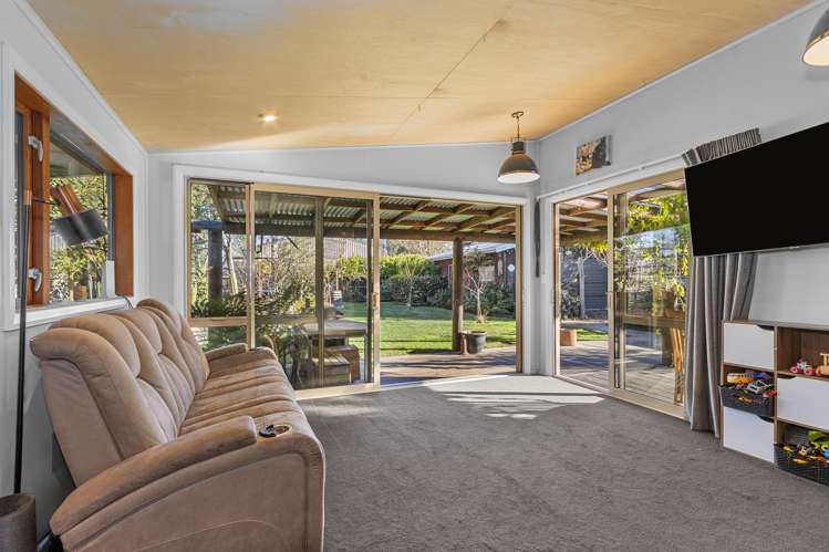 27 Pembertons Road Sefton_8