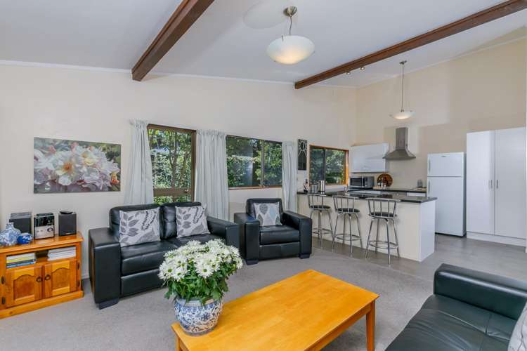 8 Raymond Terrace Northcote_9