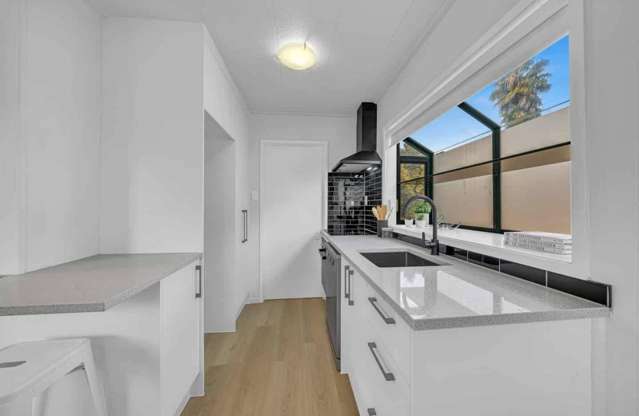 2/40 Rosella Road Mangere East_4