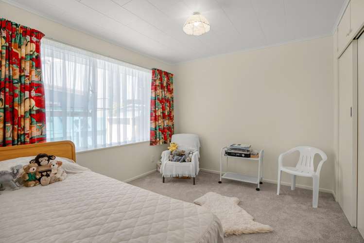 68A Gurney Road Kelson_13