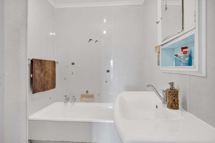 34 Kent Street Patea_26