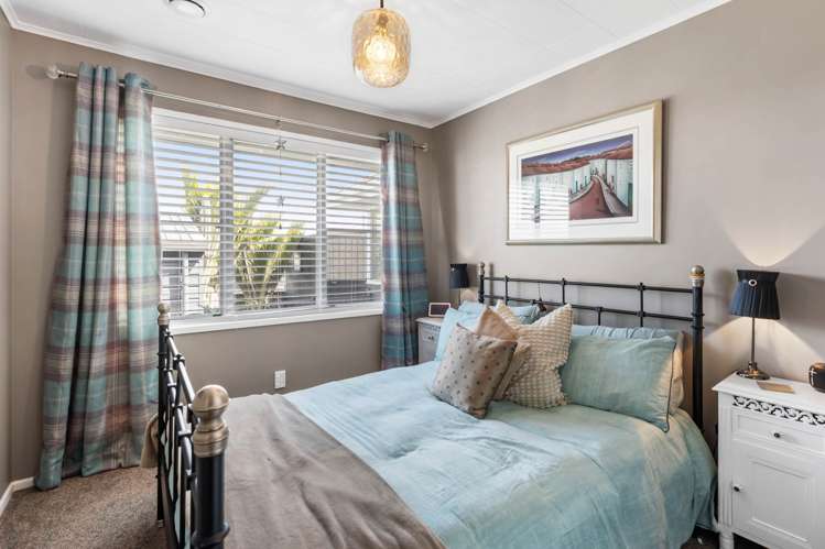 76A Wharf Road Clarks Beach_16