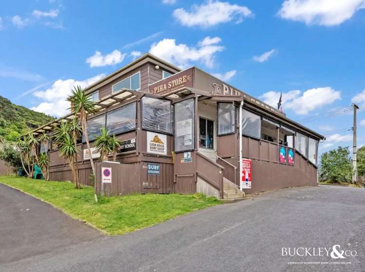 26 Seaview Road Piha_10