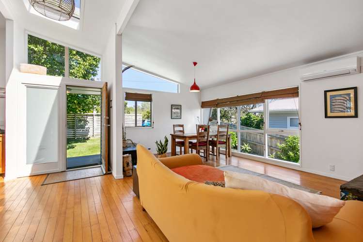 37 Aeroview Drive Beach Haven_1