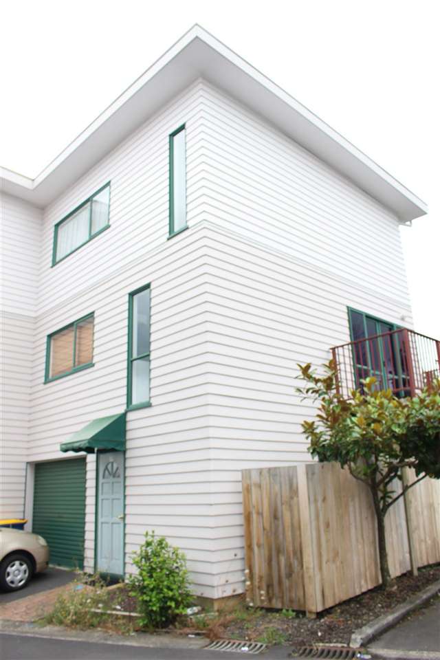 17/1 Briar Way New Lynn_1