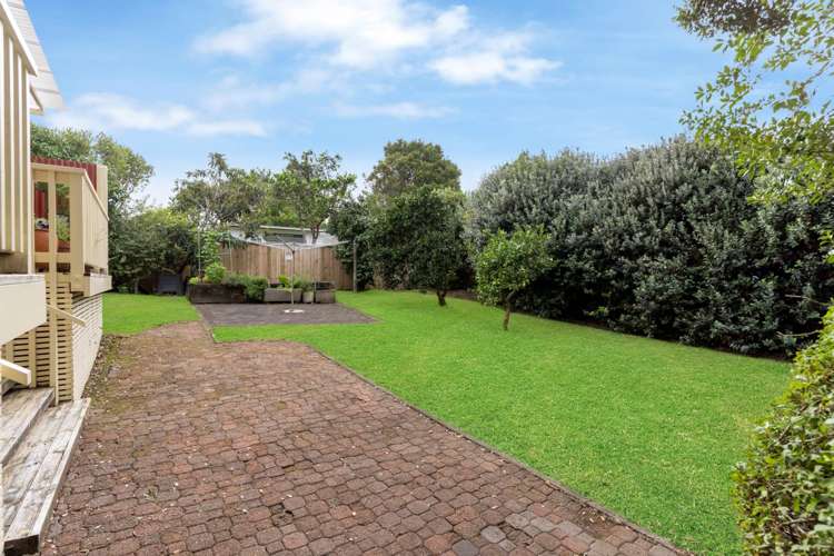 37 Sherwood Avenue Te Atatu South_22