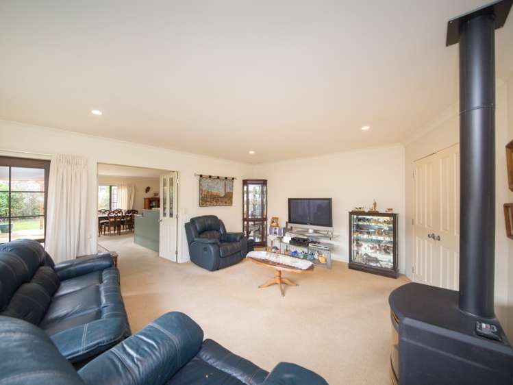 10 Henley Court Highbury_5