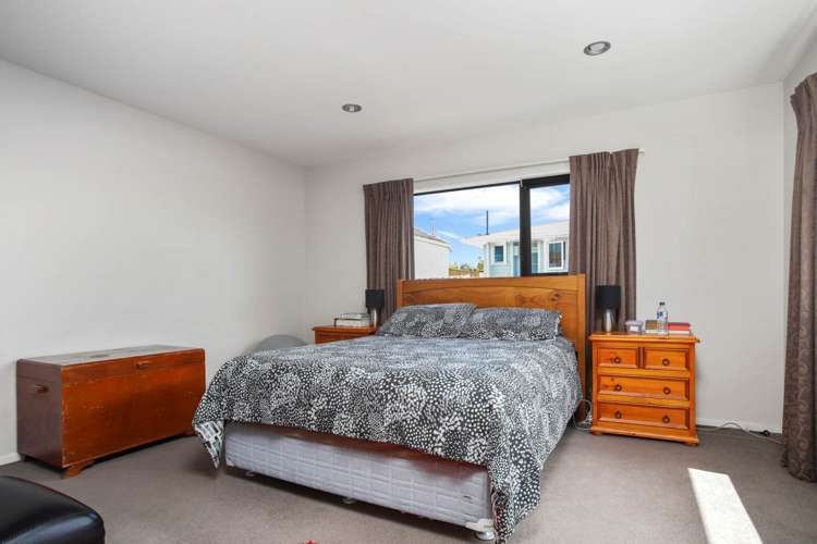 103b Roberts Road Te Atatu South_18