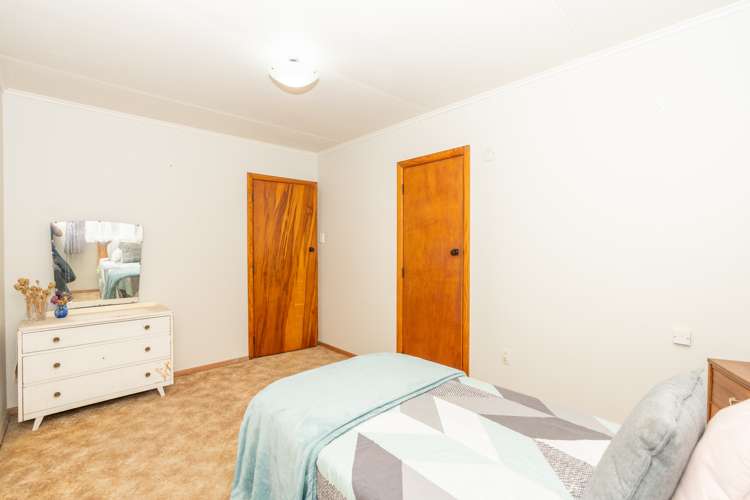 10 Byron Road Enderley_14